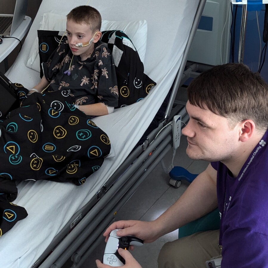 Gamer-in-residence patient